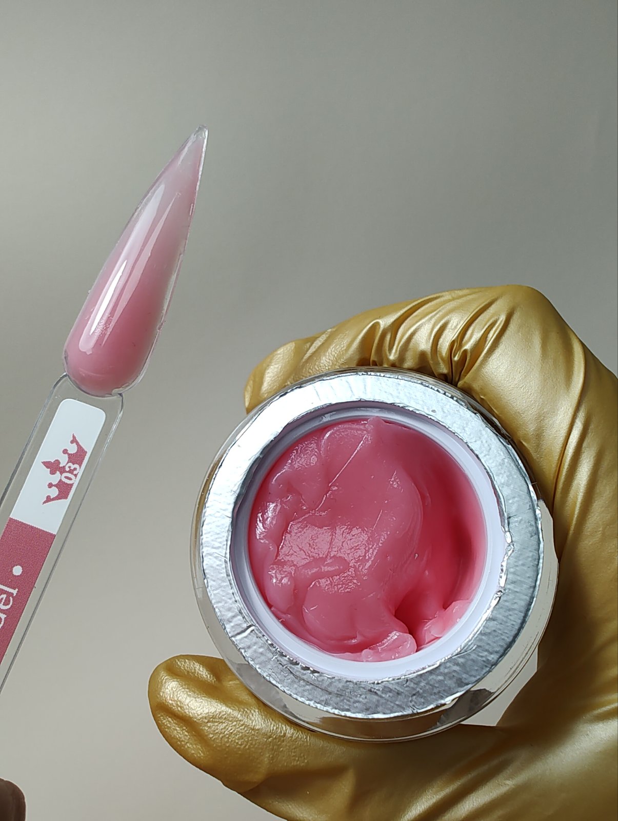 Unique Gum Gel 03 - топ гел лак за маникюр без ТПО, професионален акригел, нюд нюанс, Aurora ефект | Поръчай от FREYA Nails