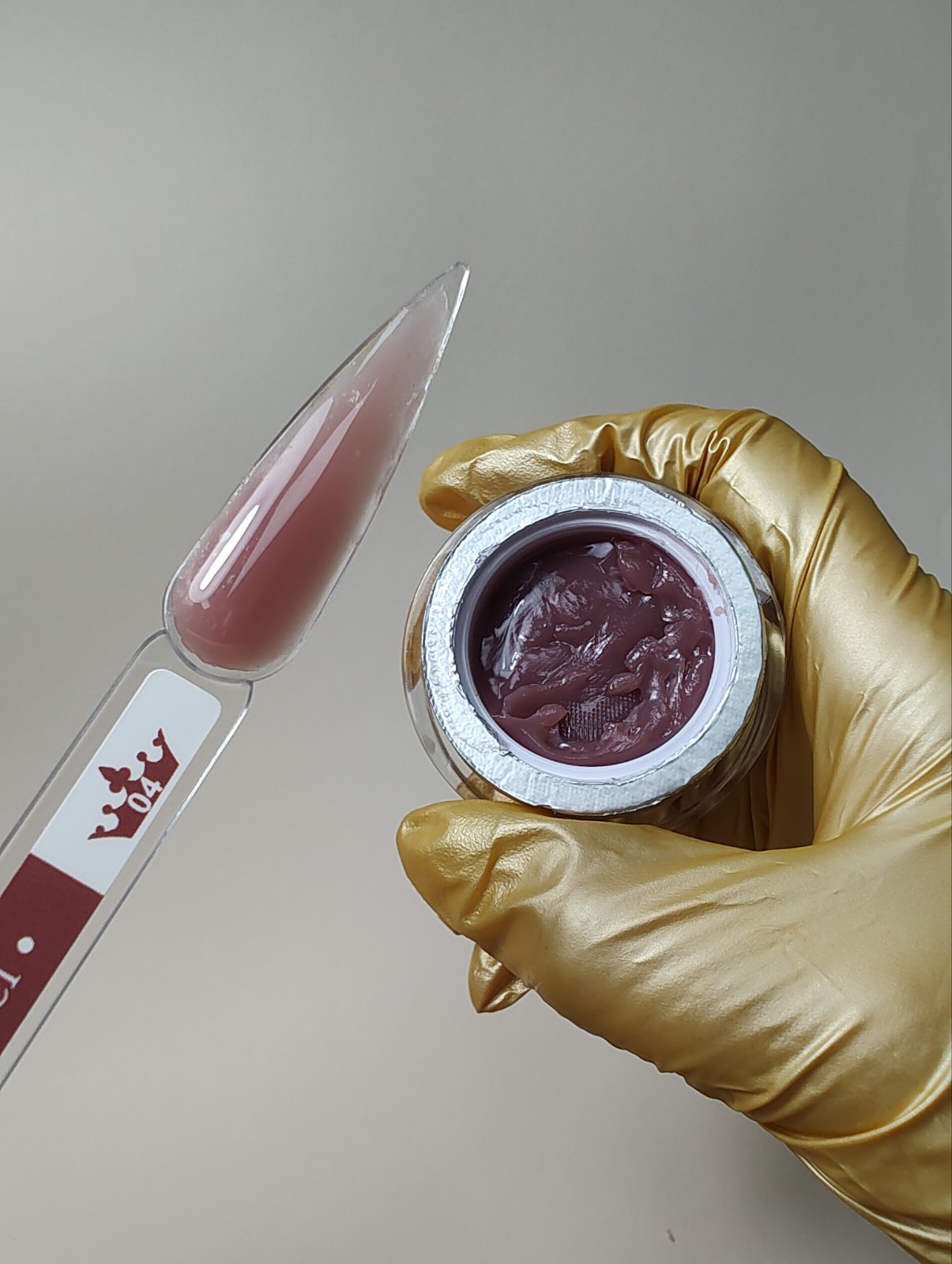 Unique Gum Gel 04 - TPO free гел лак за професионален маникюр с топ вискозитет | Поръчай от FREYA Nails